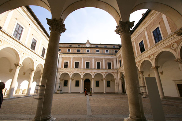 Urbino MH (3).jpg