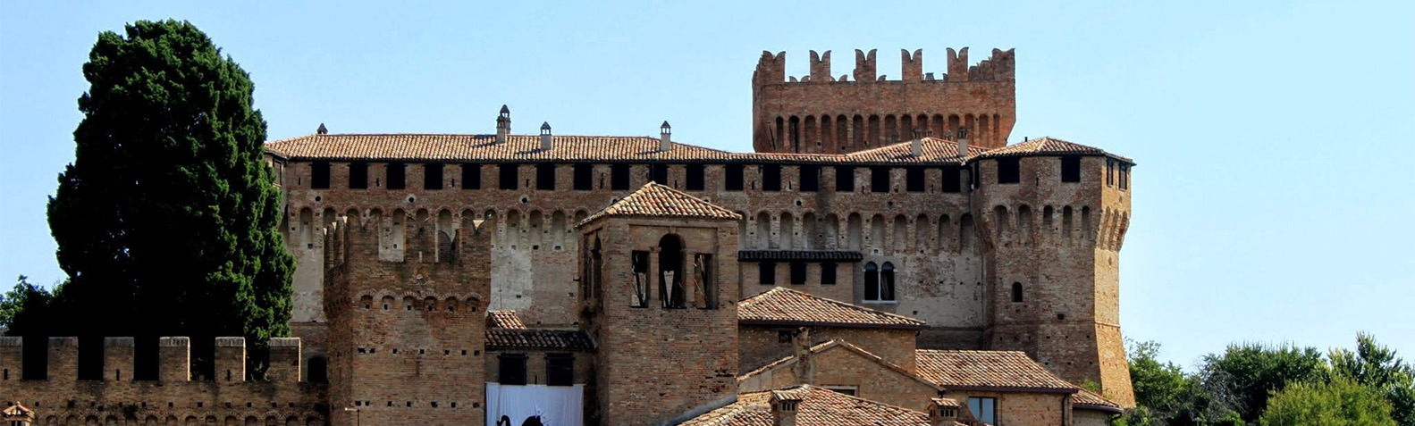 Titolo news: i 5 monumenti da non perdere nelle Marche